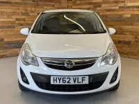 Begagnad Vauxhall Corsa Active 85 HK (62 kW) 2012 Vit Halvkombi
