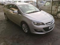 Used Vauxhall Astra Elite 115 HP (84 kW) 2014 Silver Estate