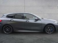 Usado BMW 120 M Sport 187 CV (137 kW) 2020 Gris Utilitario