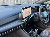 Second-hand VW Golf VIII Black Edition 150 CP (110 kW) 2025 Gri Hatchback
