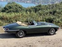 Usado Jaguar E-Type 269 HP (197 kW) 1962 Verde Cabrios