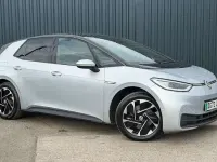 Begagnad VW ID.3 Pro 106 kW (145 HK) 2022 Silver Halvkombi