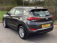 used Hyundai Tucson 1.7 CRDI SE NAV BLUE DRIVE 5d 114 BHP