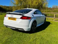 Begagnad Audi TT S-Line 184 HK (135 kW) 2015 Vit Sportkupé