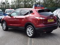 Used Nissan Qashqai Acenta Premium 2015 Red SUV