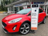 Begagnad Ford Fiesta Active 100 HK (73 kW) 2019 Röd Halvkombi