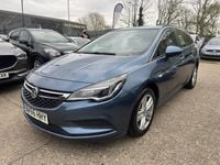 Second-hand Vauxhall Astra Design Edition 2016 Albastru Break