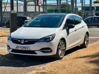 Used Vauxhall Astra Edition 145 HP (106 kW) 2021 White Hatchback
