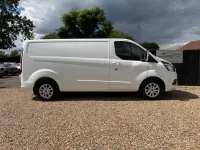 Used Ford Transit Custom Limited 130 HP (95 kW) 2023 White Van