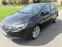 Used Vauxhall Astra Design Edition 105 HP (77 kW) 2015 Black Hatchback