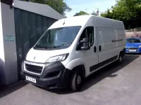 Używany Peugeot Boxer 140 KM (102 kW) 2022 Biały Van