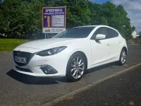 Używany Mazda 3 Inclusive 165 KM (121 kW) 2014 Biały Hatchback