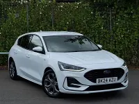 Used Ford Focus ST-Line 125 HP (91 kW) 2024 White Hatchback