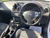 Used Nissan Qashqai 360º 110 HP (80 kW) 2013 White SUV