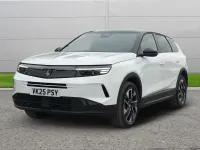Used Vauxhall Grandland X GSe 134 HP (98 kW) 2025 White SUV