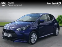 Used Toyota Yaris 2021 Blue Hatchback