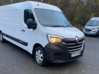 Käytetty Renault Master Business 135 HP (99 kW) 2023 Valkoinen Tila-auto
