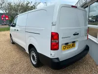 Used Citroën Dispatch 100 HP (73 kW) 2023 White MPV