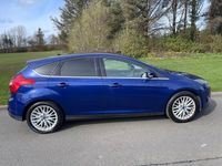 Usado Ford Focus Zetec 2014 Azul Citadino