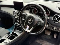 Used Mercedes GLA180 Urban 122 HP (89 kW) 2019 Grey SUV