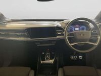 Begagnad Audi Q4 e-tron S-Line 150 kW (204 HK) 2023 Svart SUV