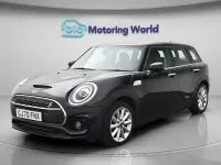 Usado Mini Cooper Clubman Classic 192 CV (141 kW) 2020 Negro Familiar