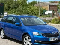 Used Skoda Octavia SE 115 HP (84 kW) 2018 Blue Estate