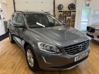 Usado Volvo XC60 SE 2017 Gris SUV