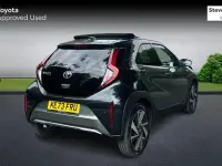 Used Toyota Aygo X 72 HP (52 kW) 2024 Green SUV