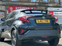 Used Toyota C-HR 122 HP (89 kW) 2017 Black SUV