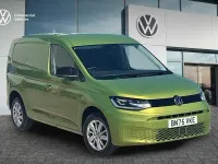 Usado VW Caddy Pro 122 HP (89 kW) 2025 Verde Monovolume
