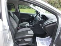 Używany Ford Focus Zetec 2014 Srebrny Hatchback