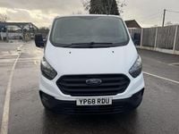 Used Ford Transit Custom 105 HP (77 kW) 2018 White Van