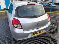 Used Renault Clio II Dynamique 2010 Silver Hatchback