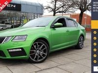 Used Skoda Octavia vRS 230 HP (169 kW) 2018 Green Hatchback
