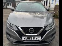 Used Nissan Qashqai Acenta Premium 115 HP (84 kW) 2019 Grey SUV