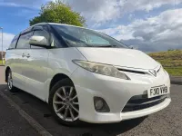 Usado Toyota Estima 2021 Blanco Monovolumen