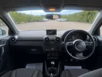 Usado Audi A1 Sportback Sport 122 CV (89 kW) 2014 Negro Utilitario
