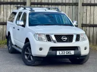 Second-hand Nissan Navara Tekna 2014 Alb Pickup