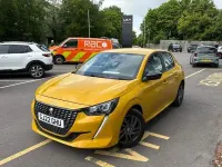 Używany Peugeot 208 Active Premium 75 KM (55 kW) 2022 Hatchback