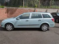 Used Vauxhall Astra 138 HP (101 kW) 2009 Green Estate