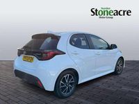 Used Toyota Yaris Hybrid Design 113 HP (83 kW) 2023 White Hatchback