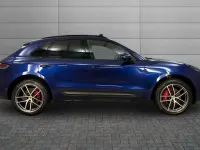Used Porsche Macan 374 HP (275 kW) 2024 Blue SUV