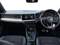 Used Audi A1 Sportback Competition 200 HP (147 kW) 2019 White Hatchback