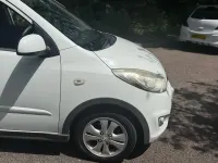 Used Hyundai i10 Style 84 HP (61 kW) 2012 White Hatchback