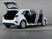 Used Kia Ceed 160 HP (117 kW) 2023 White Hatchback
