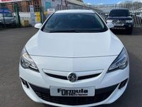 Used Vauxhall Astra GTC Edition 140 HP (102 kW) 2015 White Hatchback