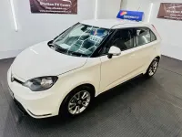 Used MG MG3 106 HP (77 kW) 2016 White Hatchback