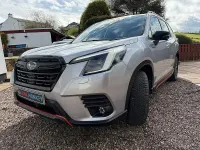 Używany Subaru Forester Premium 150 KM (110 kW) 2022 Srebrny SUV