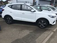 Used MG ZS Excite 111 HP (81 kW) 2022 White SUV